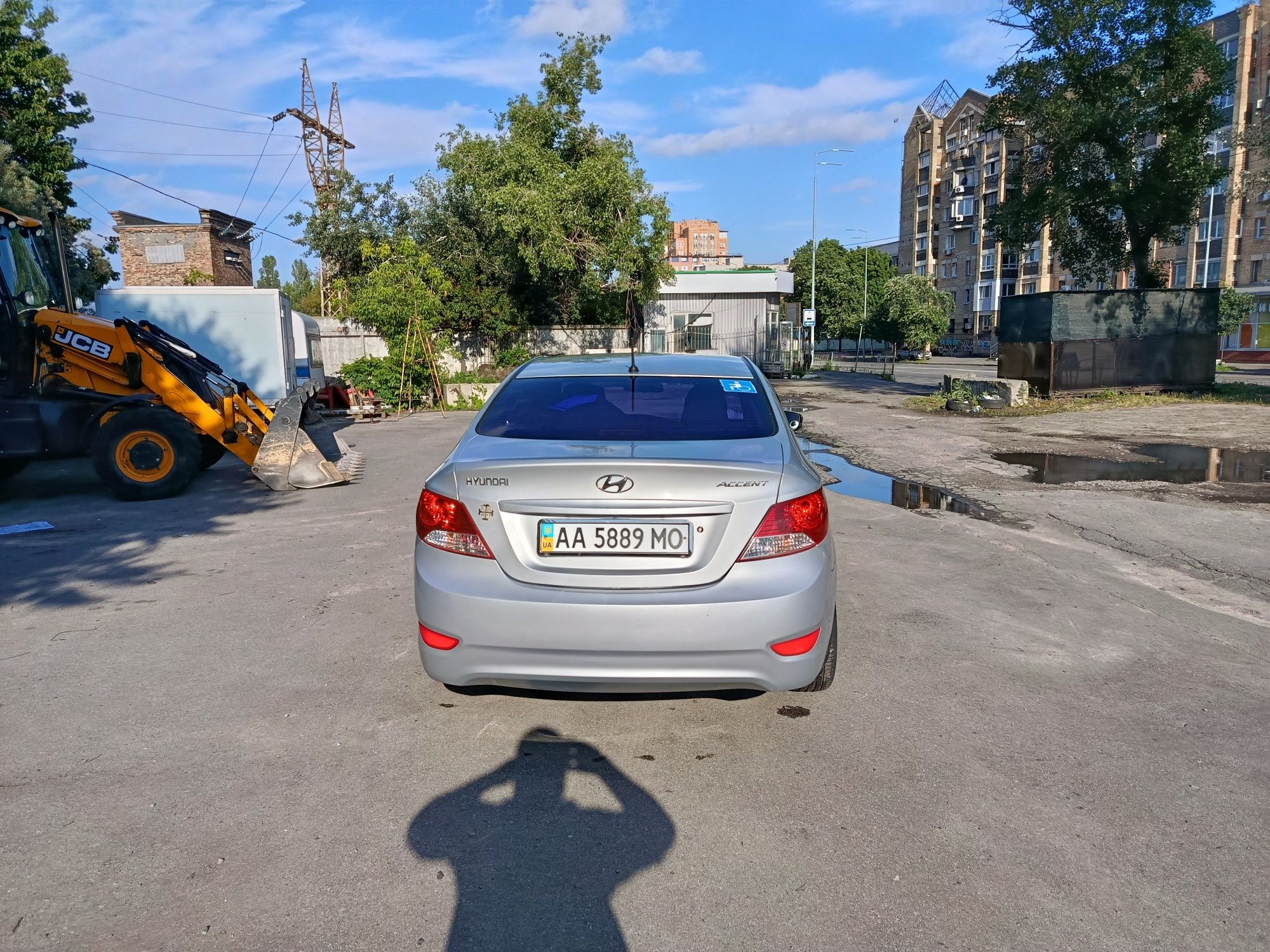 Хюндай акцент 1.6автомат продам обмен