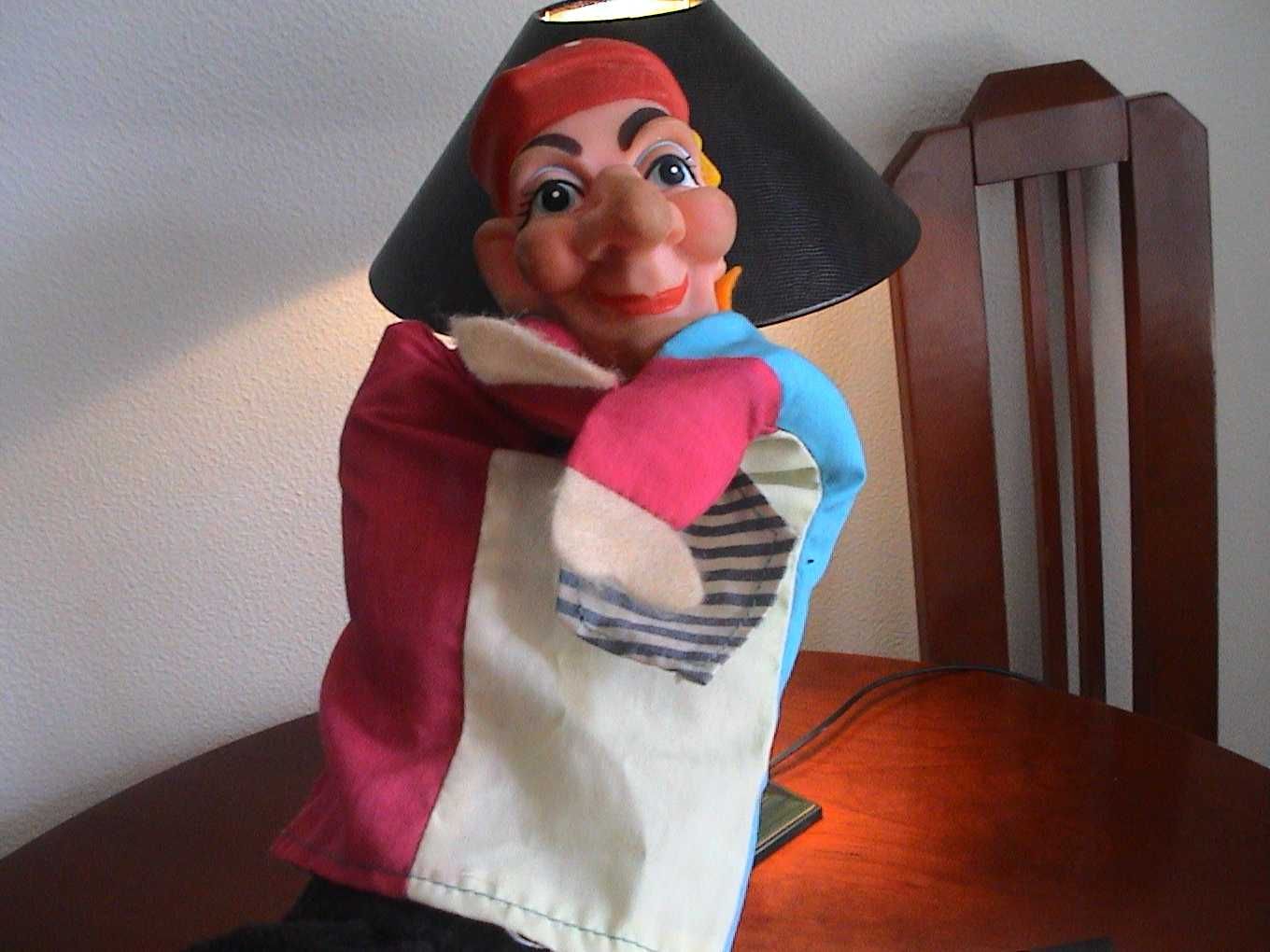 MARIONETAS e diversos para exibições-Preço total dos 47 artigos