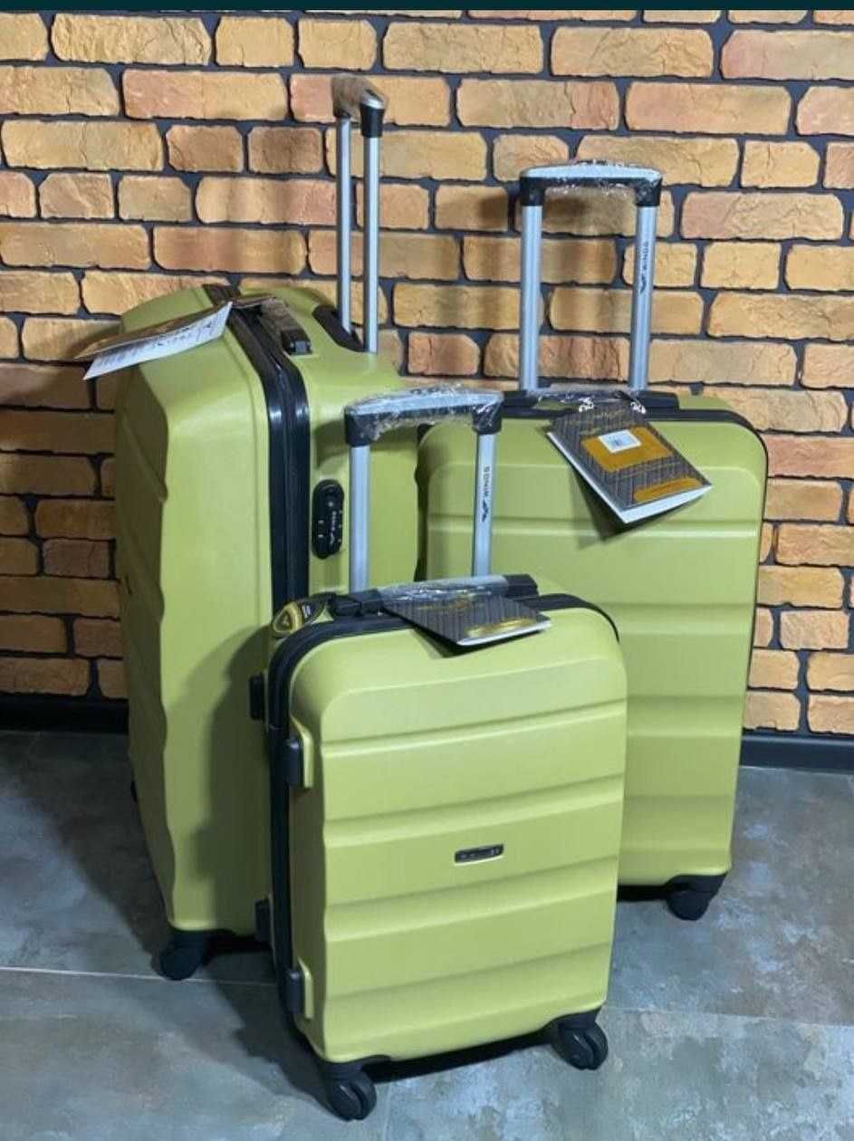 Валіза, дорожній чемодан, сумка Вінгс Wings Вингс