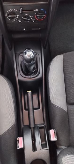 Carro Peugeot 207