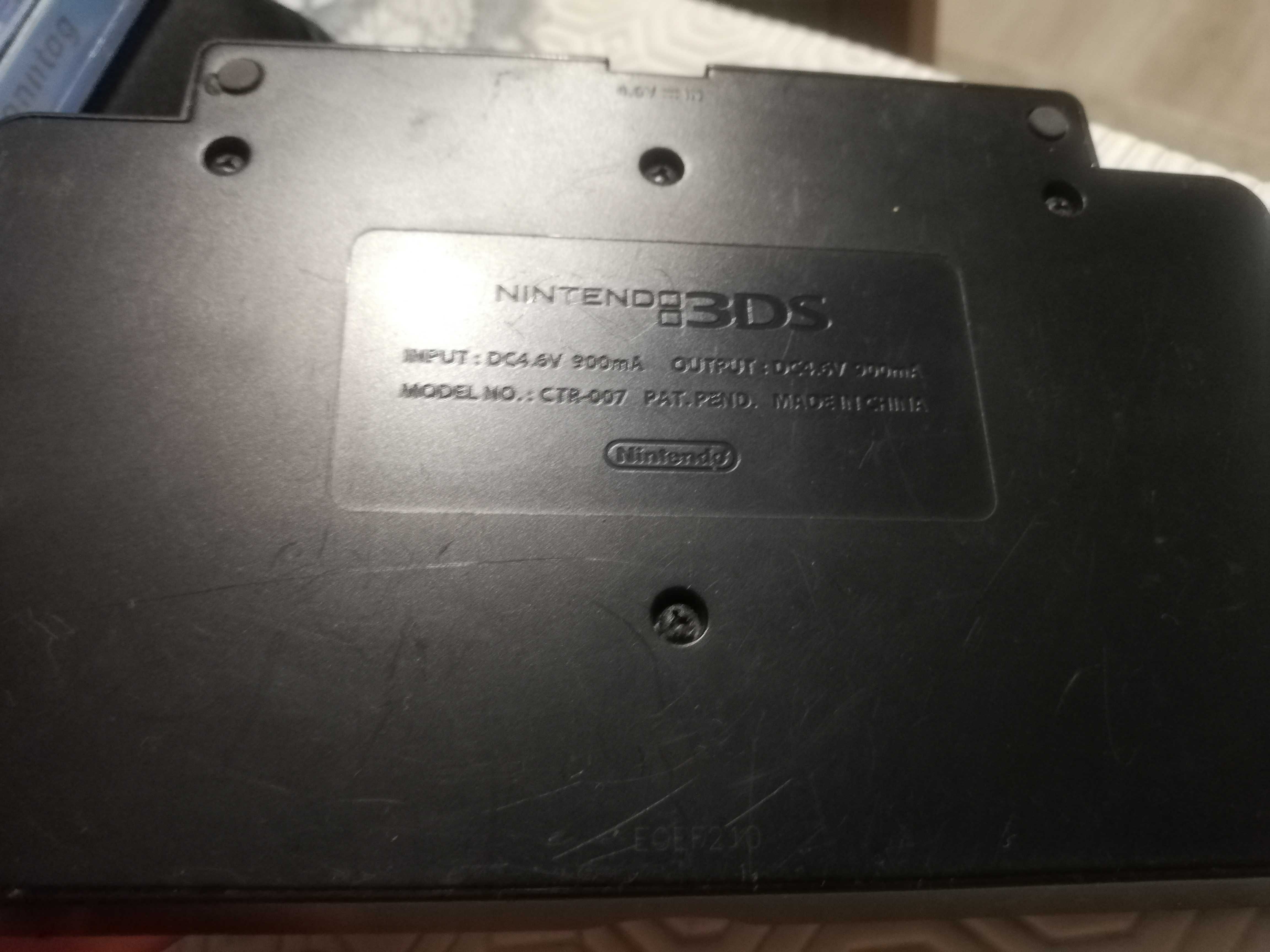 Stacja dokująca CTR-007 do konsoli Nintendo 3DS