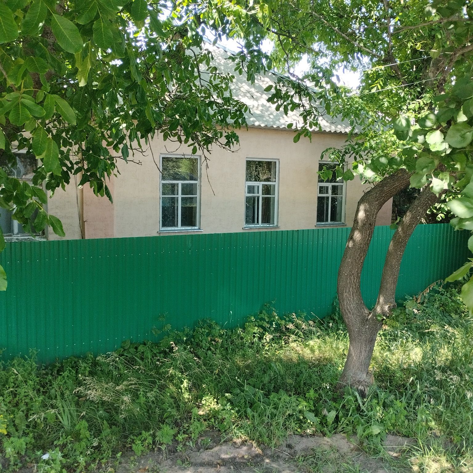 Продам дом на верхнем поселке возможно за сертификат