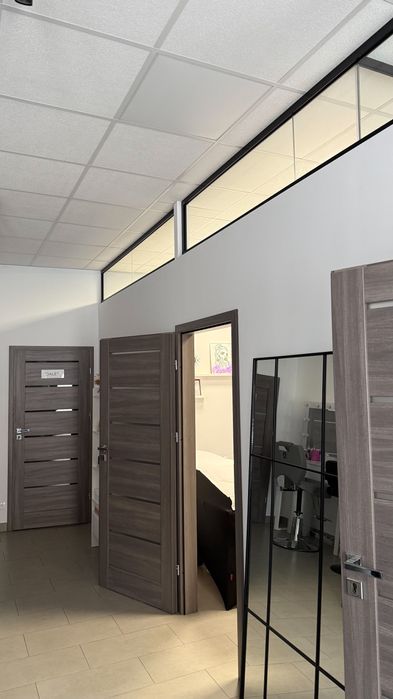 Odstąpię lokal usługowy, idealny pod salon kosmetyczny