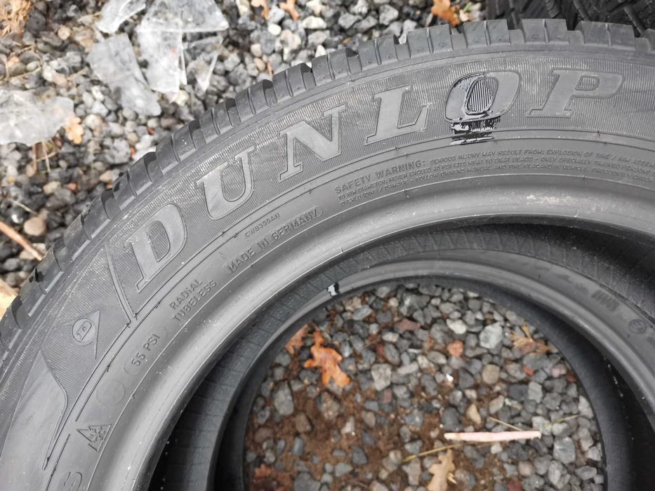 bus zima Dunlop 215/60/17C z 2018r 7mm 2szt