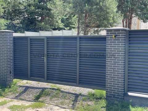 Металеві розпашні/відкатні ворота з установкою — вигідні умови