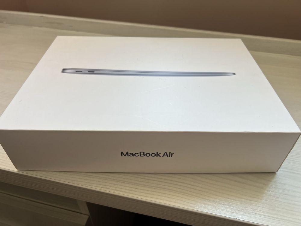 MacBook Air 13 M1 8/256 Gb