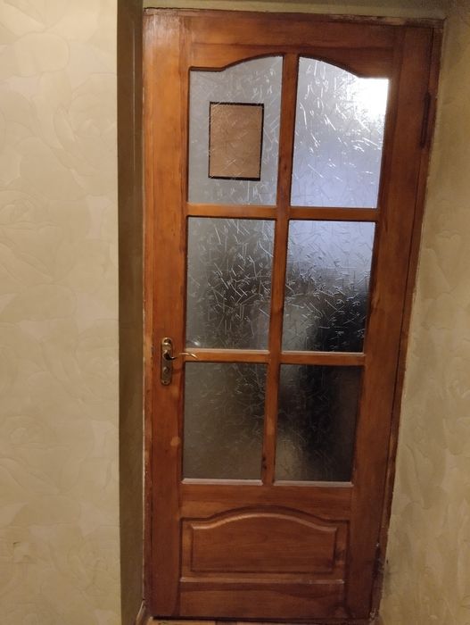 Двері міжкімнатні деревяні