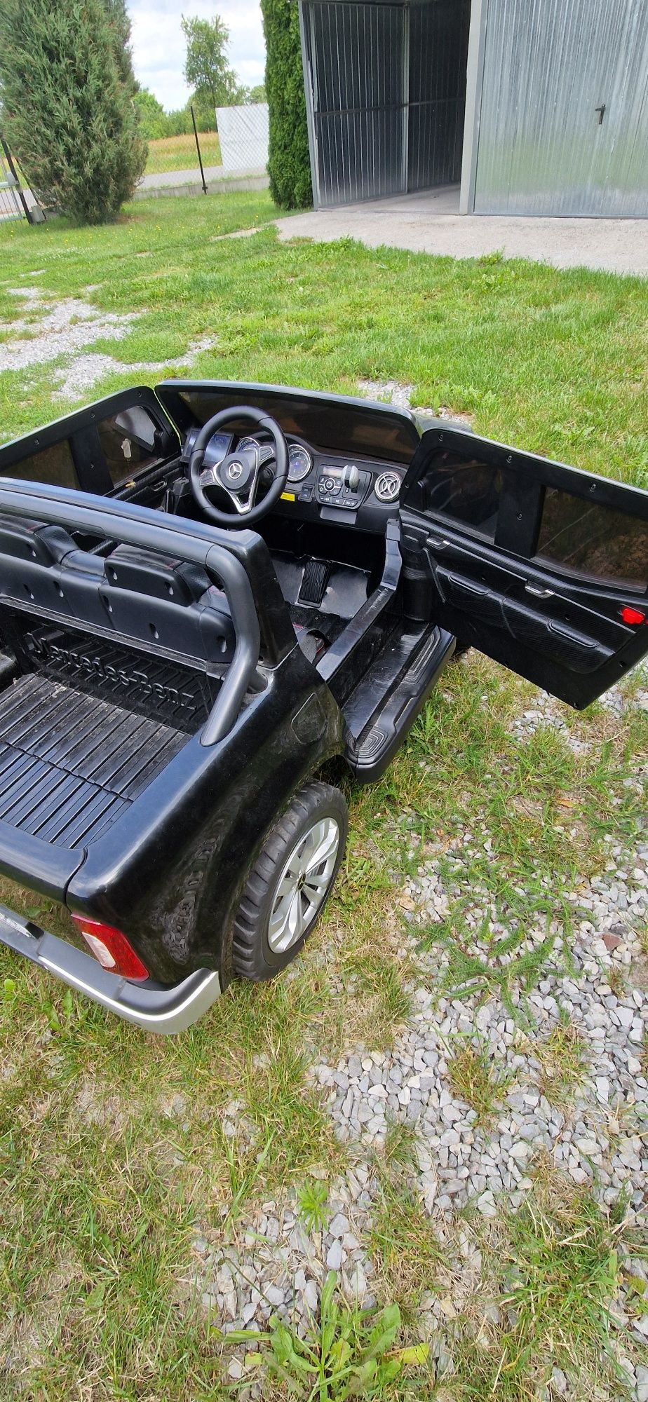 Mercedes X Class Czarny MP4 Duży samochód na akumulator