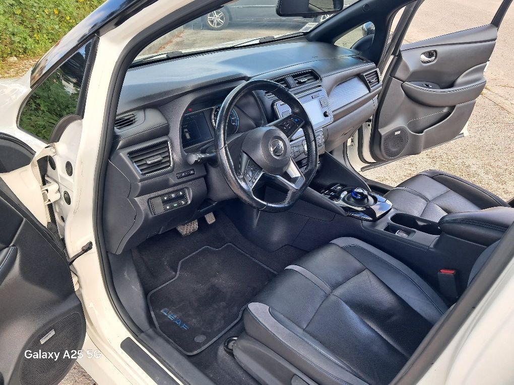 Nissan Leaf 40kw tekna pro-pilot+park