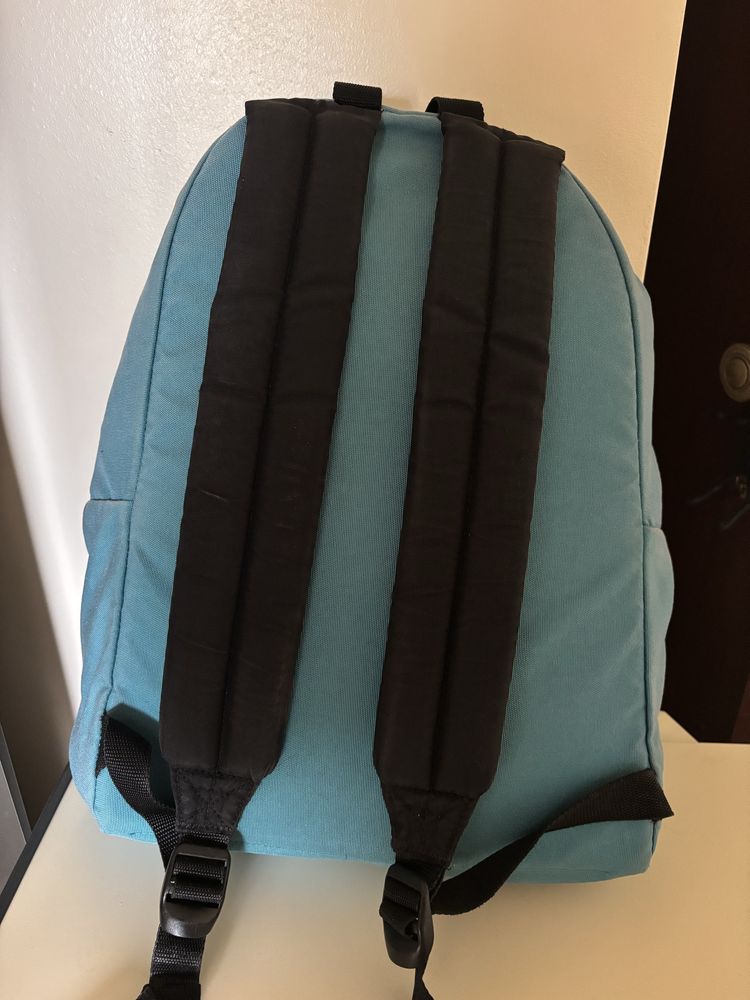 Mochila eastpak azul