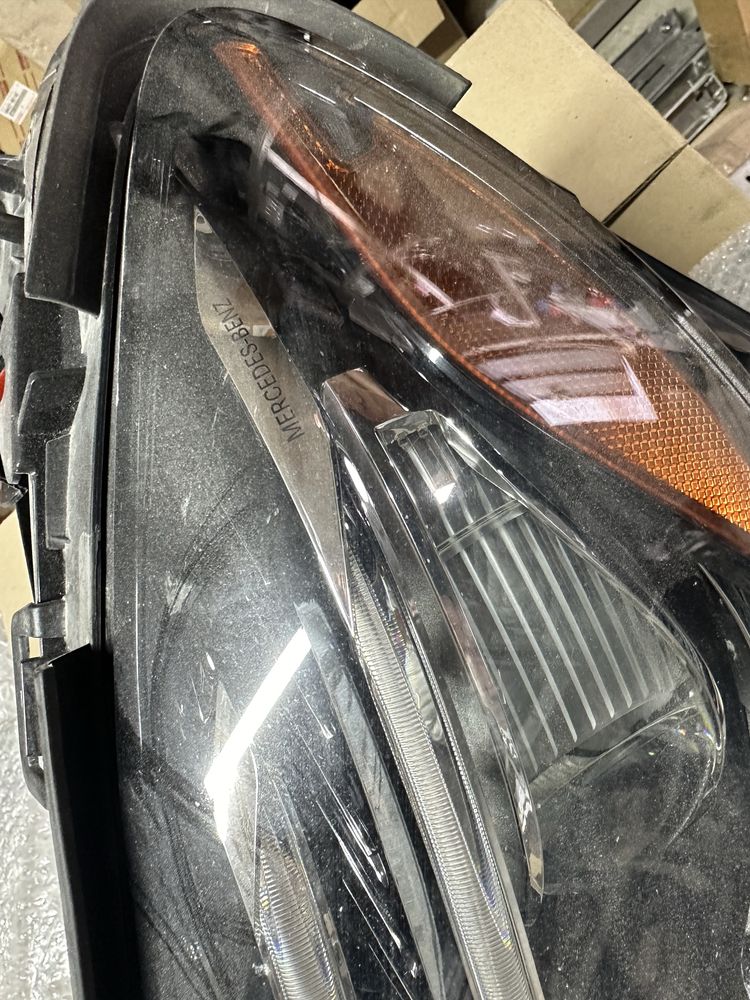 Фара передня ліва mercedes W213 2019