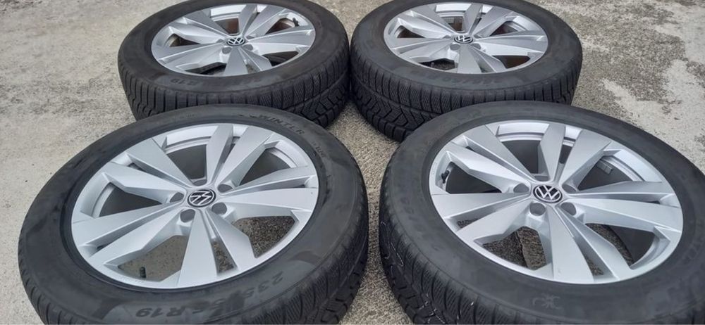 Komplet felgi z oponami zima do id3 id4 id5, Enyaq, Q4 e-tron