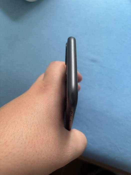 iPhone 11 | 64GB | Total Black | 76% kondycji