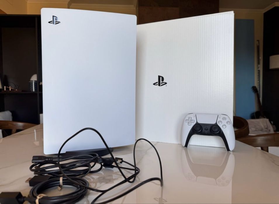 PlayStation 5 Digital Edition — Com Caixa!