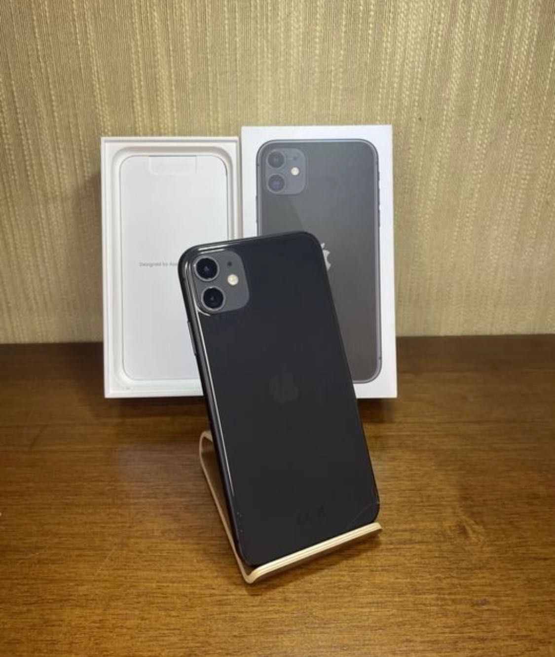 iPhone 11 NEVERLOCK телефон мобільний