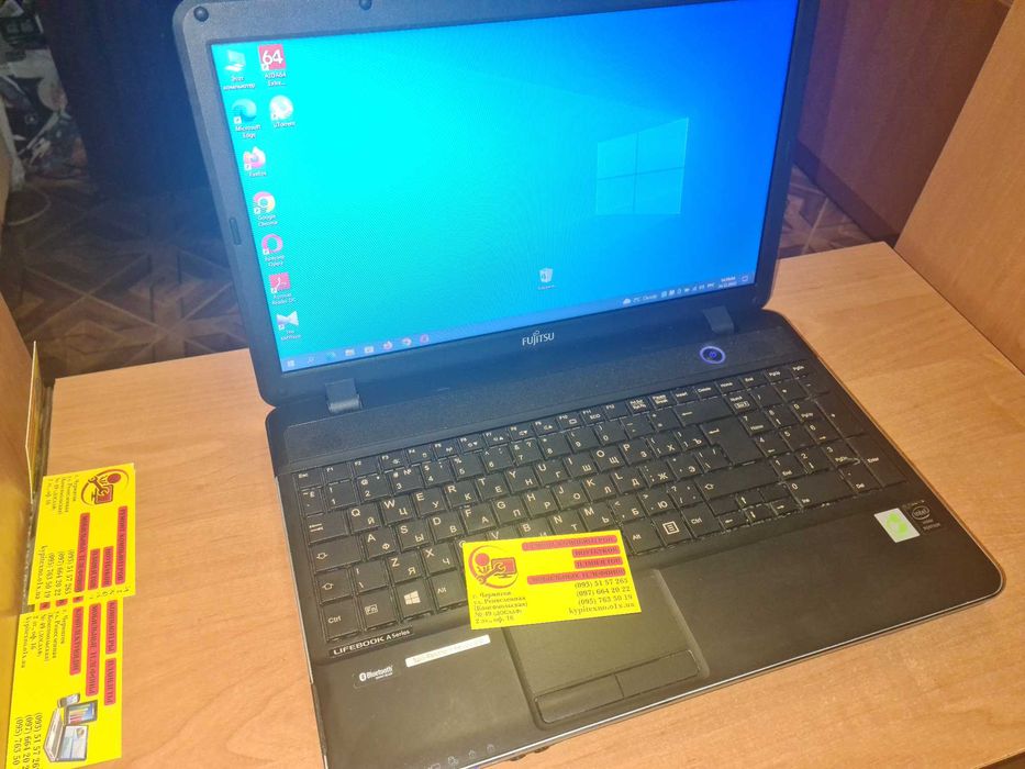 Ноутбук Fujitsu 15.6 Core i3 озу 4гб hdd 500 гб