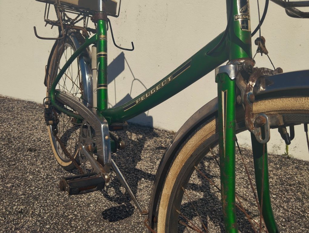 Bicicleta antiga Peugeot