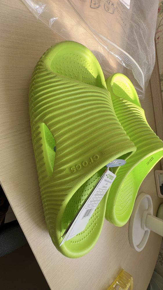 Крокси шльопанці Crocs Mellow Tide Recovery Slide Оригінал