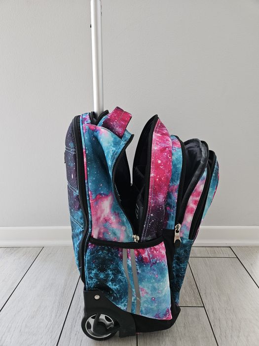 Plecak na kółkach +piórnik st.righ