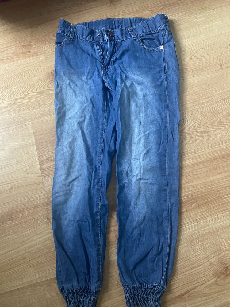 Spodnie jeansy rozm 134