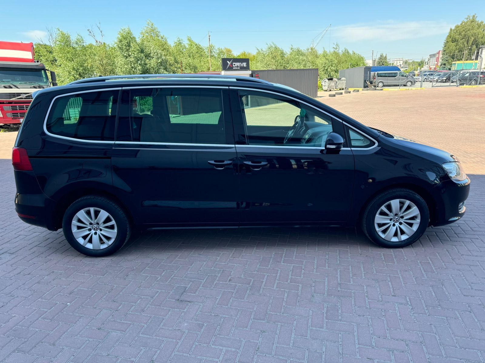 Volkswagen Sharan 2011 року 2.0 tdi