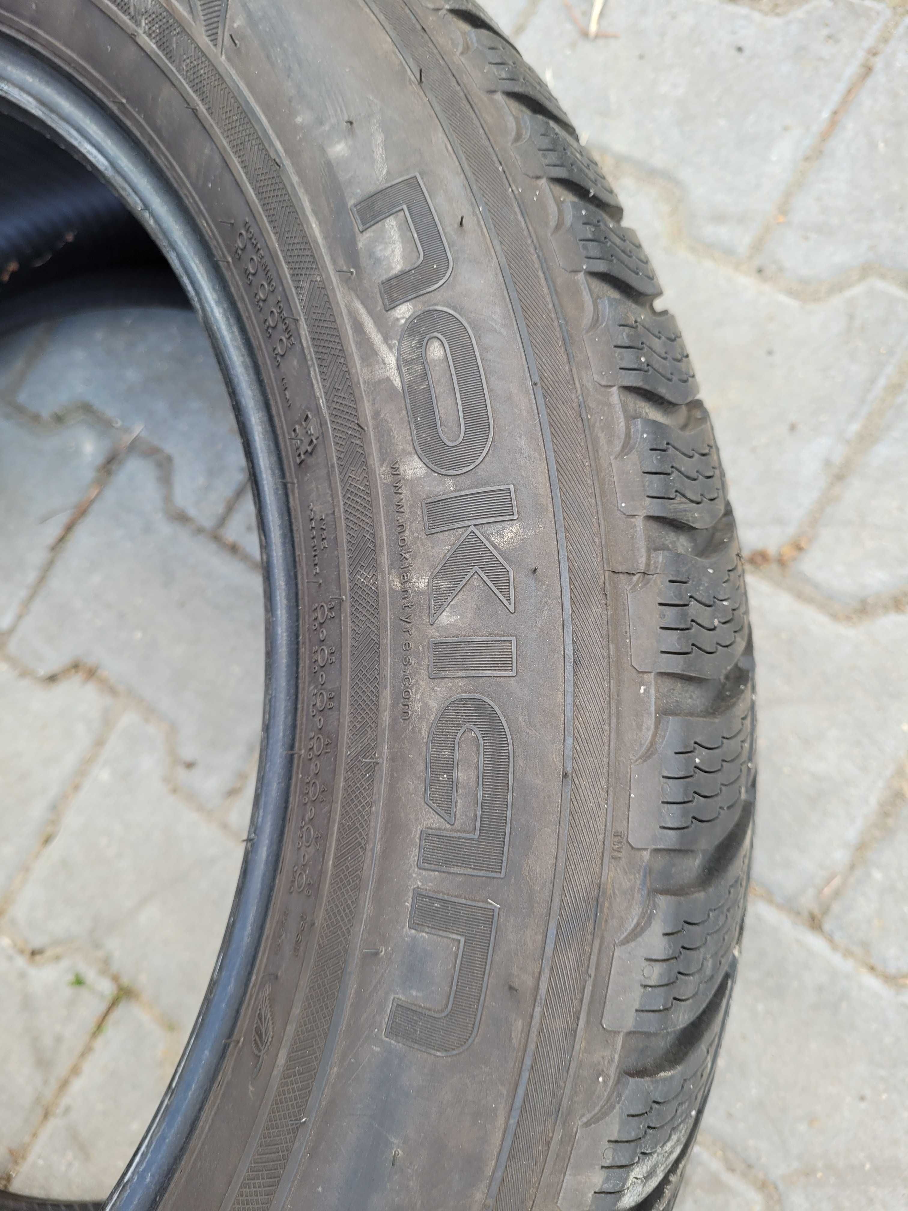 Komplet opon Nokian 275/50 R 20