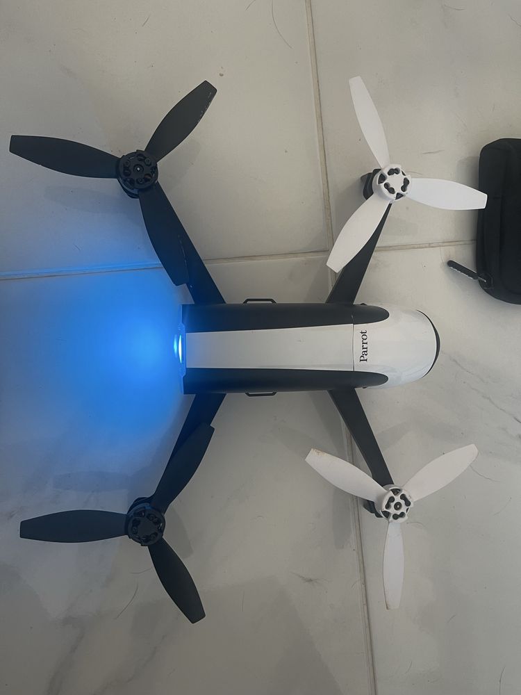 Drone parrot bebop 2