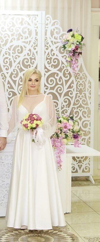 Весільна, вечірня сукня