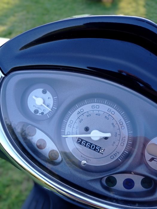 Piaggio Fly 125 ie. Vmax. 115 km/h