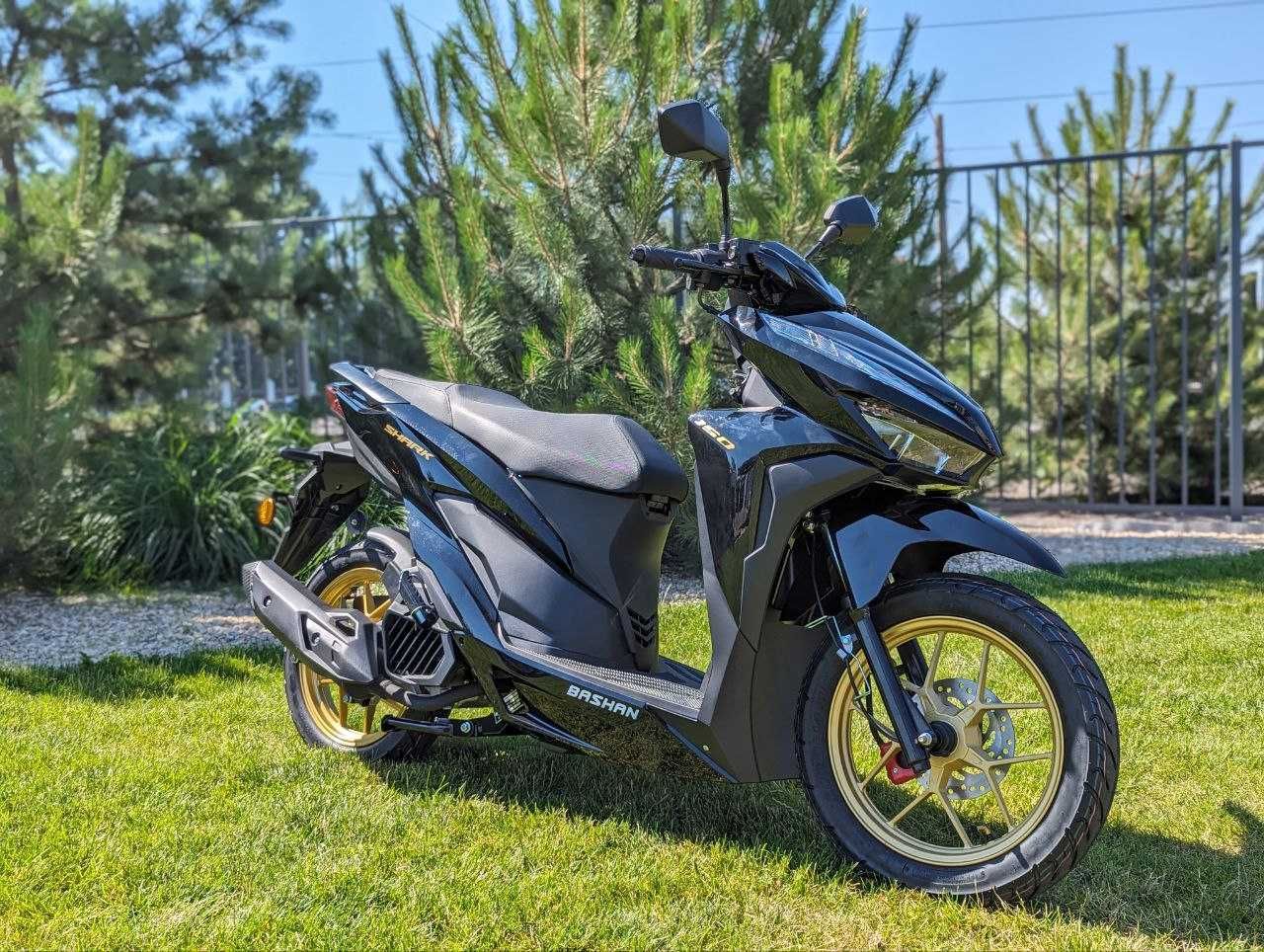 якісний скутер BASHAN SHARK 150 (click) офіційно в Артмото Київ!
