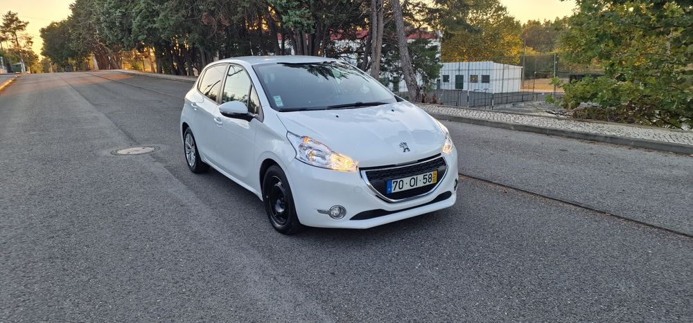 Peugeot 208 1.4 hdi
