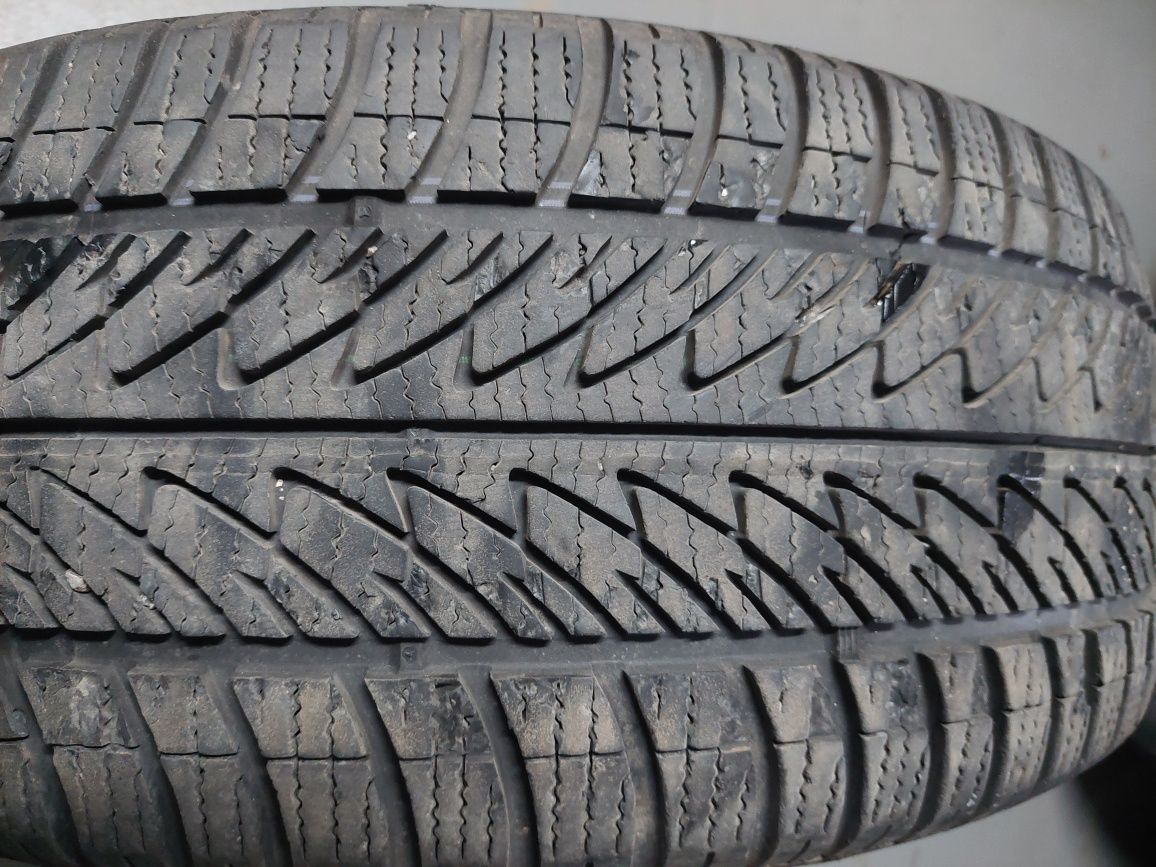 Opony zimowe goodyear 235,50,R18