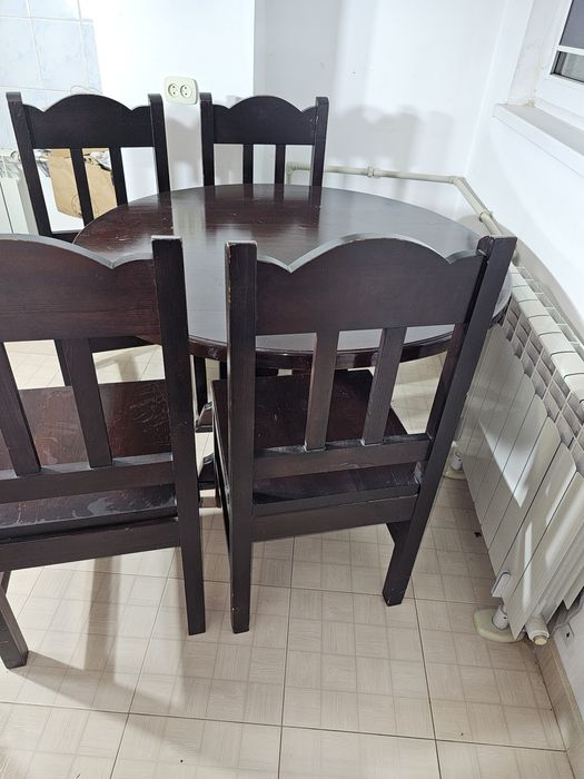 Стіл з дерева та 4 стільці круглий, деревяний, дерево.