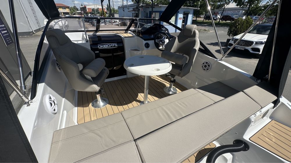 Nowa łódź Barracuda 585 z Mercury F115 ELPT z przyczepa
