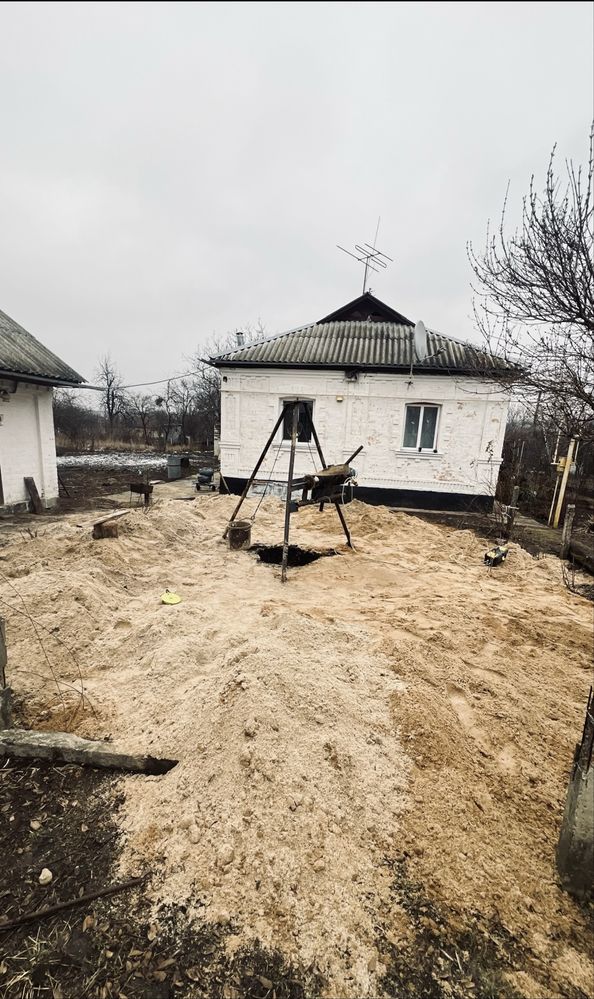 Копання криниць, поглиблення криниць, чистка криниць, криниці під КЛЮЧ