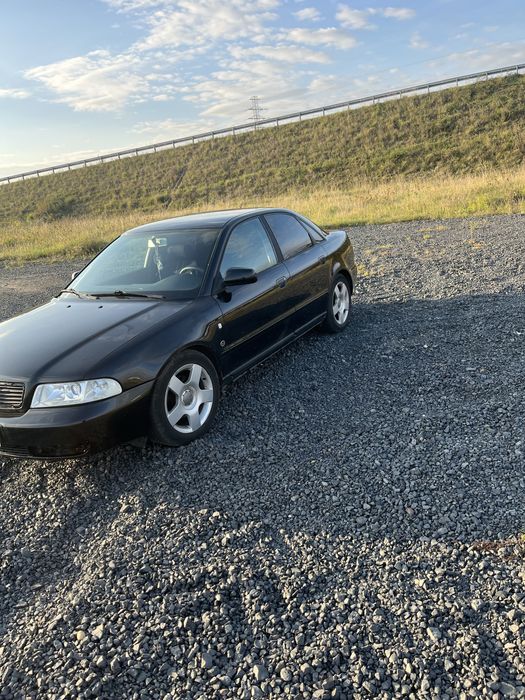 Audi a4b5  1.6 rok 1999