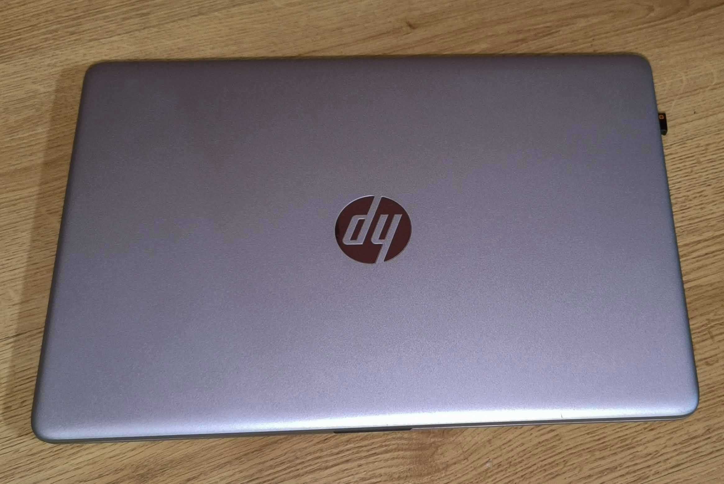 HP laptop 15,6  Intel Core i3 SSD256 GB DDR4 8GB + gratisy