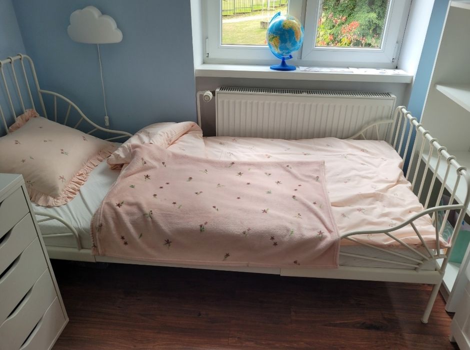 Łóżko Ikea Minnen plus materac