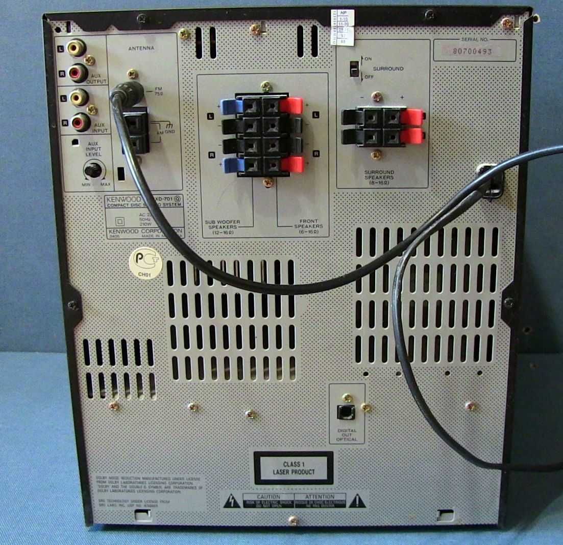 Музыкальный центр Kenwood XD-701  (звук 100Вт)