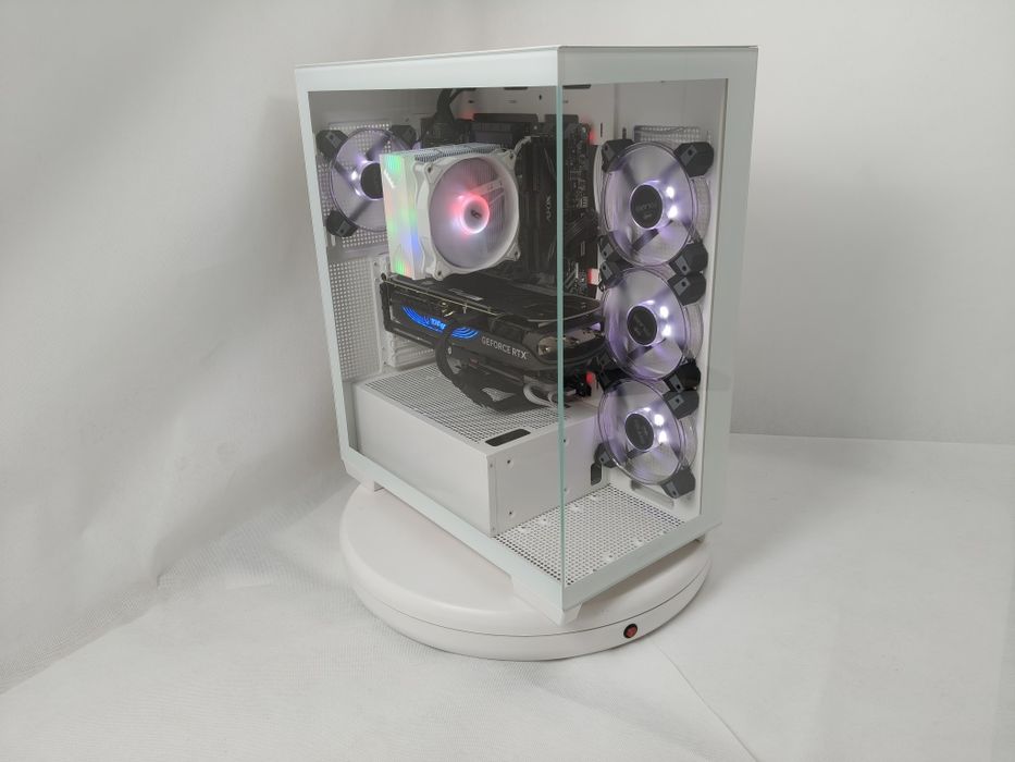 Komputer Gamingowy Ryzen 9 5900X, RTX 5070, 32 GB RAM,SSD