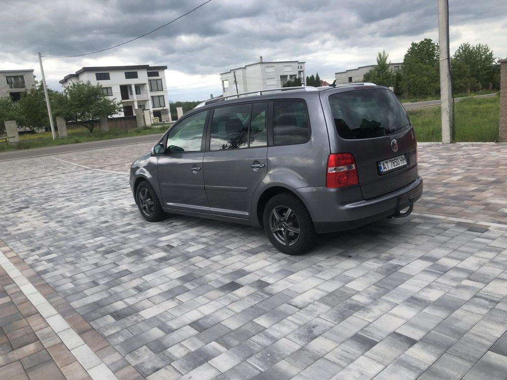 Volkswagen Touran