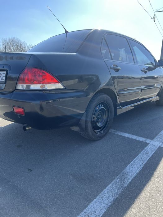 Mitsubishi ланер 9