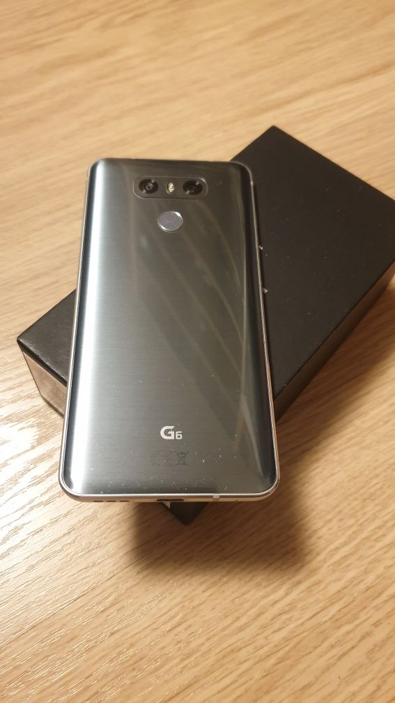 Telefon LG G6 w dobrym stanie