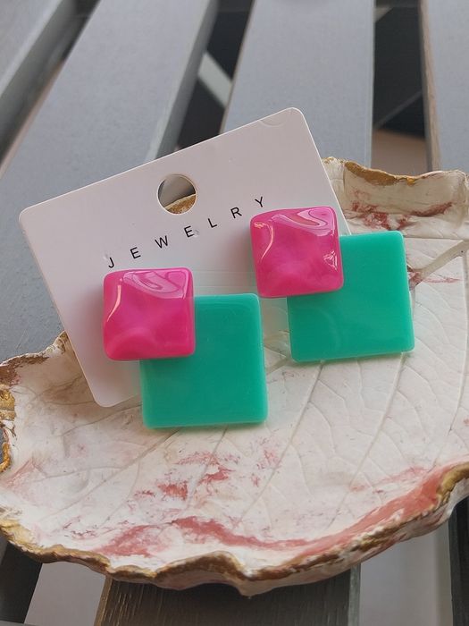 Brincos médios | verde e rosa | leves | Novos com etiqueta