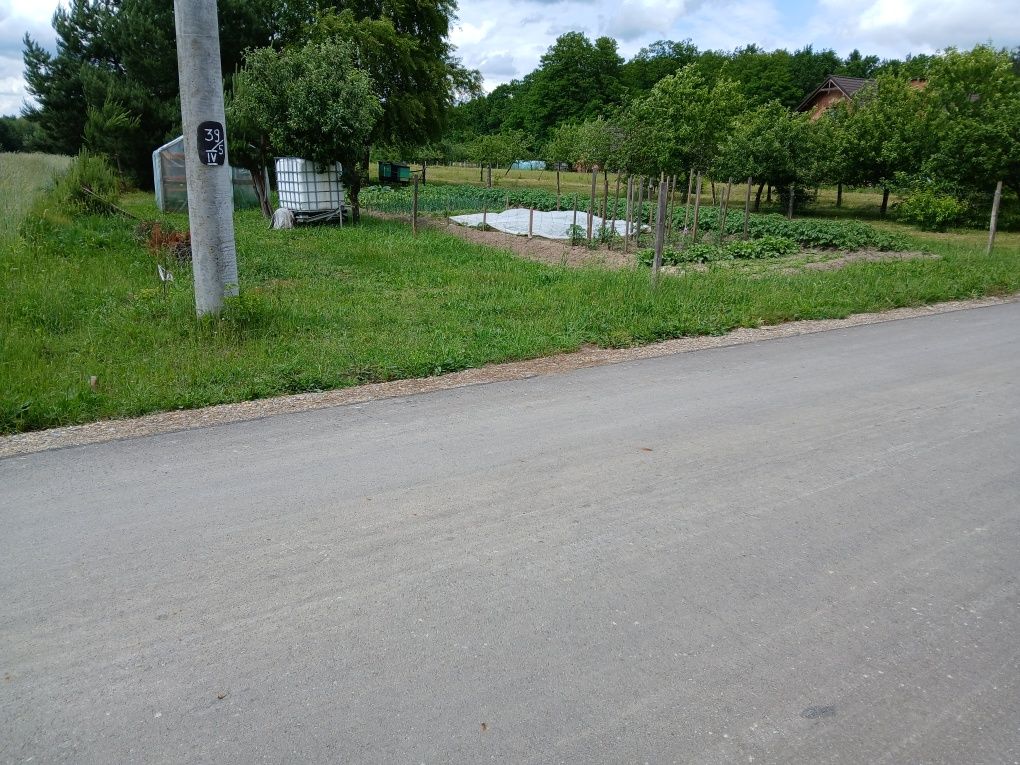 Działka budowlana w spokojnej okolicy