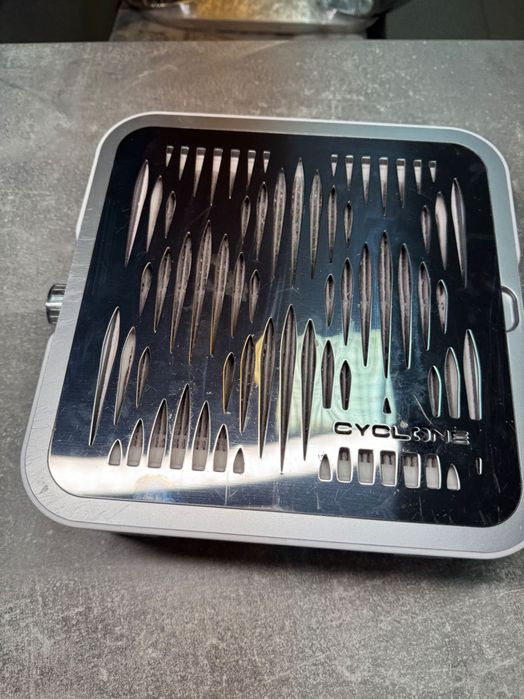 Манікюрна витяжка CYCLONE
