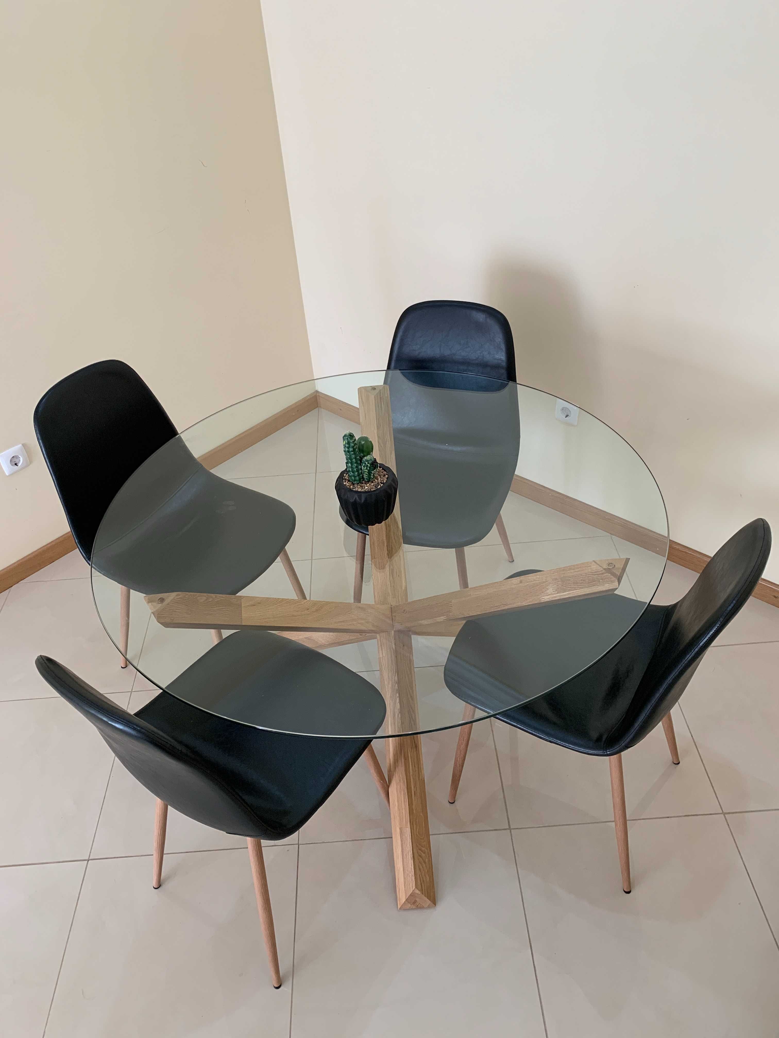 Mesa AGERBY + 4 Cadeiras JONSTRUP (JYSK)