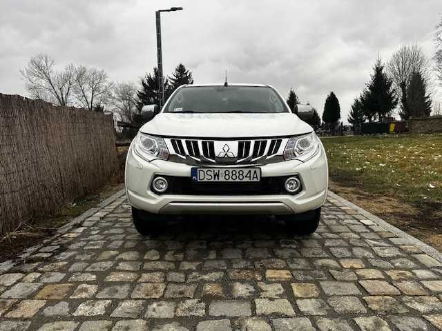 Mitsubishi L200 Biała perła Polski salon VAT 23% Instyle Plus