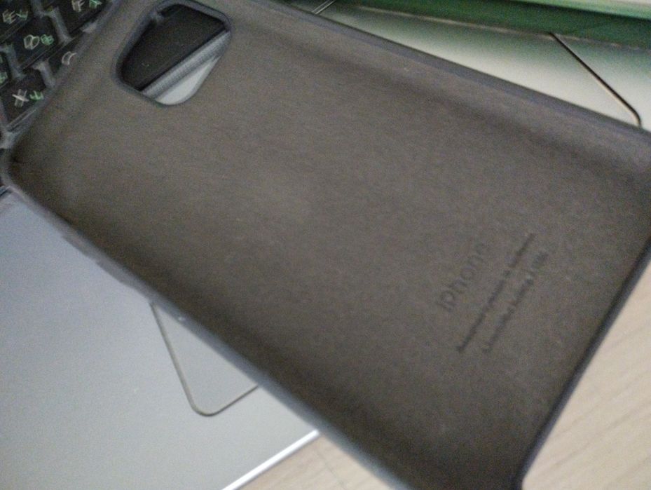 Два чохла на iPhone 11 pro