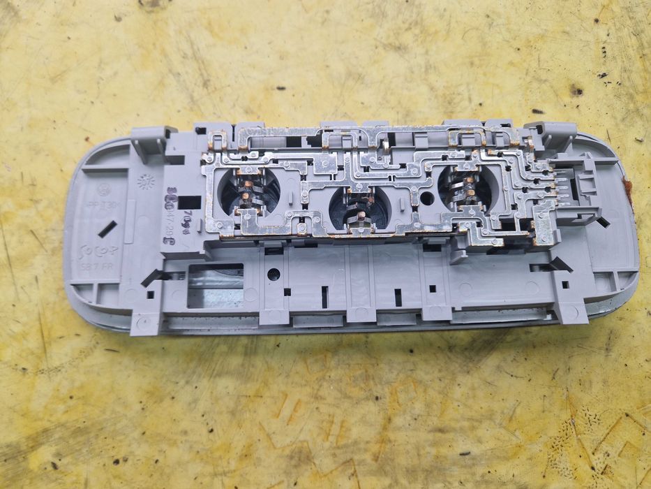 Lampka Podsufitki Vw Passat B6 3C0.947.291.C